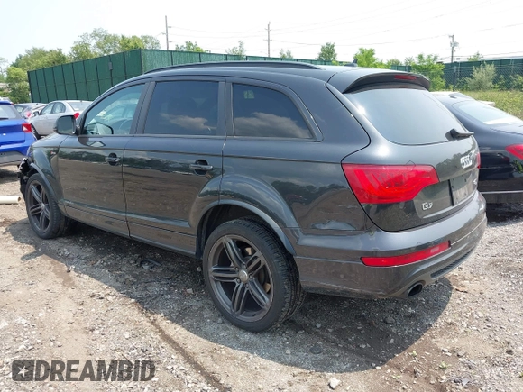 2014 Audi Q7 S line Prestige z VIN WA1DGAFE5ED006957, wystawiony jako IAAI lot #42488440 z przebiegiem 123 814 mil mil oraz . Historia ofert i sprzedaży dostępna na DreamBid. Obrazek 3.