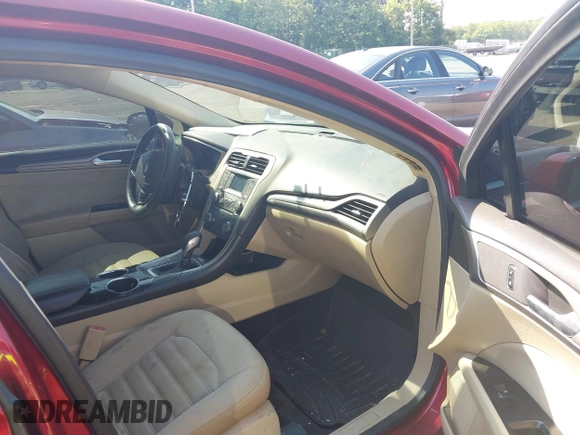 2013 Ford Fusion SE with VIN 3FA6P0H70DR137460, listed as a IAAI auction lot 42558281 with Not provided miles and . Bid and sale history available at DreamBid. Image 5.