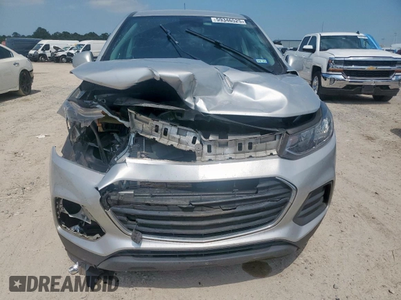2020 Chevrolet Trax LS with VIN 3GNCJKSB0LL117242, listed as a Copart auction lot 59346525 with 106,347 mi miles and Salvage title. Bid and sale history available at DreamBid. Image 5.