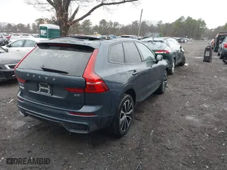 2024 Volvo XC60 Plus Dark Theme with VIN YV4L12RL5R1840752, listed as a IAAI auction lot 41839018 with 6,530 mi miles. Bid and sale history available at carsss.com. Image 4.