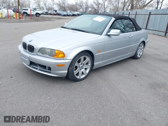2001 BMW 3 Series 325Ci with VIN WBABS33461JY41669, listed as a IAAI auction lot 41805532 with 139,800 mi miles. Bid and sale history available at carsss.com. Image 2.