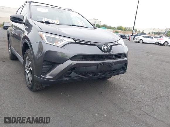 2017 Toyota RAV4 LE z VIN JTMZFREVXHJ107299, wystawiony jako IAAI lot #42422033 z przebiegiem 56 687 mil mil oraz . Historia ofert i sprzedaży dostępna na DreamBid. Obrazek 22.