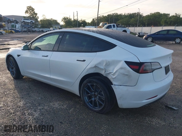 2023 Tesla Model 3 с VIN 5YJ3E1EA9PF479343, выставлен на аукционе IAAI как лот 42547545 с пробегом 11 741 миль миль и . История ставок и продаж доступна на DreamBid. Изображение 3.
