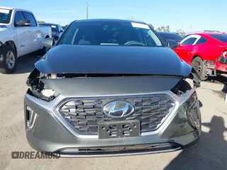 2022 Hyundai Ioniq SE z VIN KMHC75LCXNU271168, wystawiony jako IAAI lot #41073220 z przebiegiem 31 890 mil mil oraz . Historia ofert i sprzedaży dostępna na DreamBid. Obrazek 13.