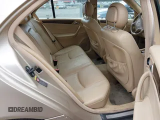2004 Mercedes-Benz C 240 с VIN WDBRF81J14F513304, выставлен на аукционе IAAI как лот 42309645 с пробегом 119 649 миль миль и . История ставок и продаж доступна на DreamBid. Изображение 8.