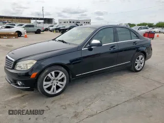 2008 Mercedes-Benz C 300 Sport z VIN WDDGF54X18R010552, wystawiony jako Copart lot #55725885 z przebiegiem 235 274 mil mil oraz Szkoda całkowita • Salvage title. Historia ofert i sprzedaży dostępna na DreamBid. Obrazek 1.