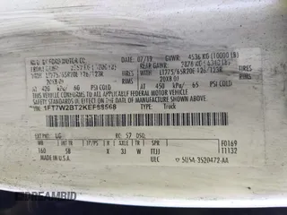 2019 Ford F-250 XL z VIN 1FT7W2BT2KEF88568, wystawiony jako IAAI lot #41589490 z przebiegiem Nie podano mil oraz . Historia ofert i sprzedaży dostępna na DreamBid. Obrazek 9.