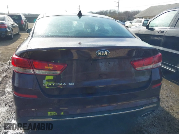 2020 Kia Optima LX z VIN 5XXGT4L38LG437797, wystawiony jako IAAI lot #41441508 z przebiegiem 67 320 mil mil oraz . Historia ofert i sprzedaży dostępna na DreamBid. Obrazek 17.