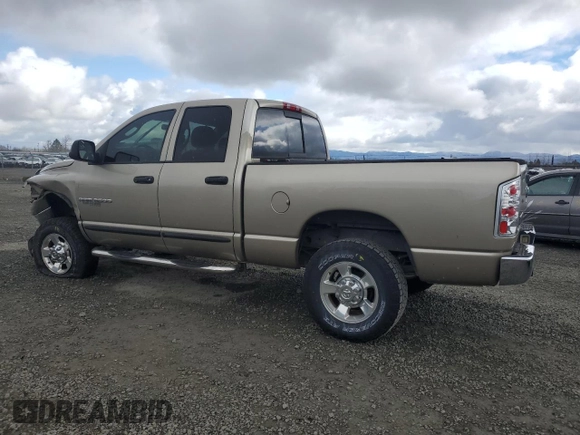 2005 Dodge 2500 SLT z VIN 3D7KS28D35G825240, wystawiony jako Copart lot #46933525 z przebiegiem 102 540 mil mil oraz Szkoda całkowita • Salvage title. Historia ofert i sprzedaży dostępna na DreamBid. Obrazek 2.