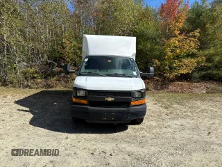 2014 Chevrolet Express Commercial with VIN 1GB0G2CG8E1143526, listed as a Copart auction lot 75367264 with 396,638 mi miles and Clean Title. Bid and sale history available at carsss.com. Image 6.