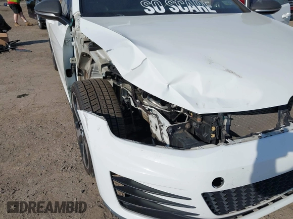 2015 Volkswagen GTI SE with VIN 3VW4T7AU0FM001333, listed as a IAAI auction lot 42080460 with 117,820 mi miles and . Bid and sale history available at DreamBid. Image 18.
