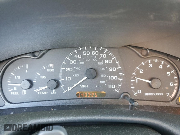 2002 Chevrolet Cavalier with VIN 1G1JC524427111341, listed as a Copart auction lot 81361544 with 140,325 mi miles and Salvage Title. Bid and sale history available at carsss.com. Image 9.