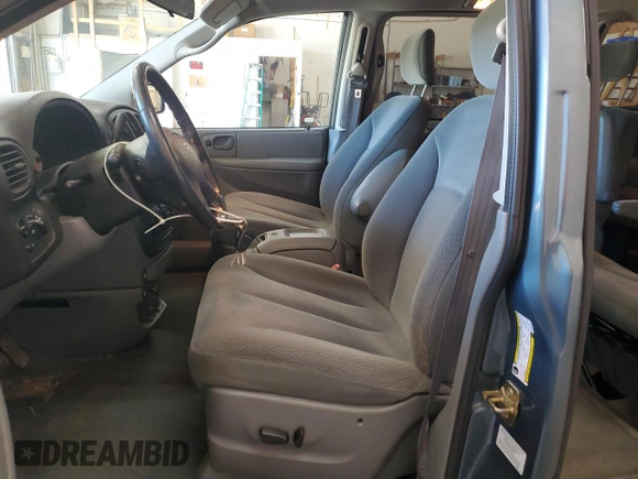 2005 Dodge Caravan SXT с VIN 2D4GP44L85R524079, выставлен на аукционе Copart как лот 63490555 с пробегом 116 857 миль миль и Списание • Salvage title. История ставок и продаж доступна на DreamBid. Изображение 7.