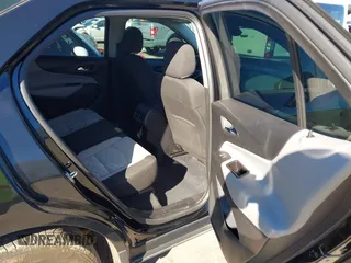 2020 Chevrolet Equinox LS z VIN 2GNAXHEV4L6151980, wystawiony jako IAAI lot #41274204 z przebiegiem 110 417 mil mil oraz . Historia ofert i sprzedaży dostępna na DreamBid. Obrazek 8.