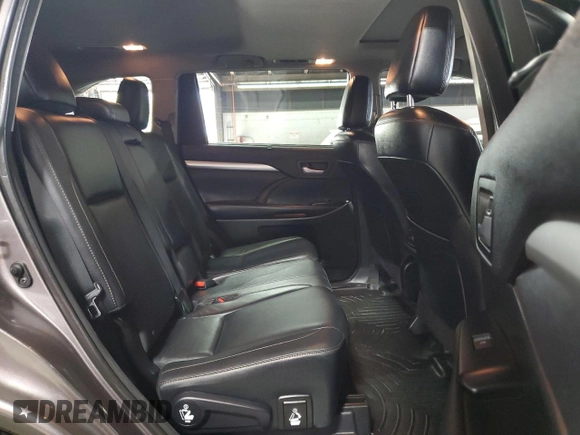 2016 Toyota Highlander XLE z VIN 5TDJKRFH0GS500635, wystawiony jako Copart lot #55602525 z przebiegiem 108 930 mil mil oraz Czysty tytuł • Clean title. Historia ofert i sprzedaży dostępna na DreamBid. Obrazek 11.