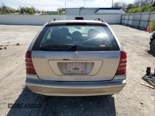 2003 Mercedes-Benz C 240 z VIN WDBRH81J03F424333, wystawiony jako Copart lot #51584265 z przebiegiem 269 394 mil mil oraz Szkody całkowita. Historia ofert i sprzedaży dostępna na DreamBid. Obrazek 6.
