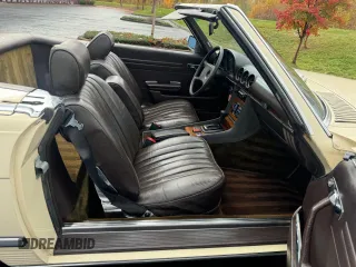 1981 Mercedes-Benz 380 with VIN WDBBA45A3BB004449, listed as a Copart auction lot 81141794 with 125,534 mi miles and Clean Title. Bid and sale history available at carsss.com. Image 5.