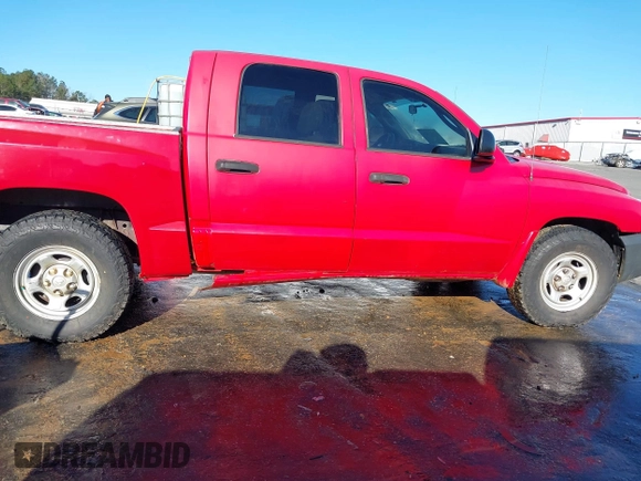 2007 Dodge Dakota ST with VIN 1D3HW28P47S208905, listed as a IAAI auction lot 41807515 with 173,934 mi miles and . Bid and sale history available at carsss.com. Image 13.