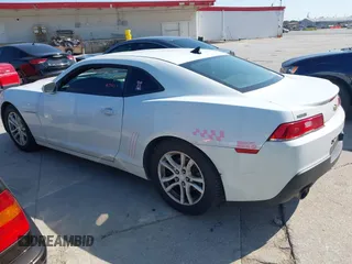 2015 Chevrolet Camaro LS z VIN 2G1FB1E37F9293805, wystawiony jako IAAI lot #42393142 z przebiegiem 138 288 mil mil oraz . Historia ofert i sprzedaży dostępna na DreamBid. Obrazek 14.