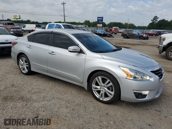 2015 Nissan Altima SL z VIN 1N4BL3APXFC143788, wystawiony jako Copart lot #55944555 z przebiegiem 220 351 mil mil oraz Szkoda całkowita • Salvage title. Historia ofert i sprzedaży dostępna na DreamBid. Obrazek 4.