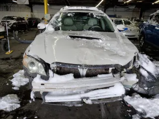 2008 Subaru Outback (Natl) XT Ltd with VIN 4S4BP63C486309746, listed as a Copart auction lot 87487564 with 187,688 mi miles and Non Repairable. Bid and sale history available at carsss.com. Image 5.