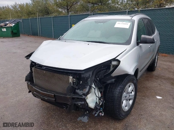 2017 Chevrolet Traverse LS with VIN 1GNKRFED4HJ220302, listed as a IAAI auction lot 41721801 with 114,984 mi miles. Bid and sale history available at carsss.com. Image 2.