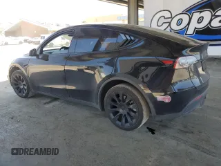 2024 Tesla Model Y Long Range с VIN 7SAYGDEE8RF983280, выставлен на аукционе Copart как лот 55417555 с пробегом 52 273 миль миль и Списание • Salvage title. История ставок и продаж доступна на DreamBid. Изображение 2.