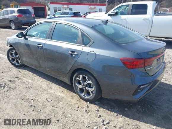 2021 Kia Forte LXS with VIN 3KPF24AD9ME409155, listed as a IAAI auction lot 41815723 with 30,973 mi miles. Bid and sale history available at carsss.com. Image 3.