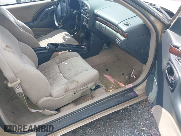 1999 Chevrolet Monte Carlo LS with VIN 2G1WW12M2X9163157, listed as a IAAI auction lot 42611711 with 172,723 mi miles and . Bid and sale history available at DreamBid. Image 5.
