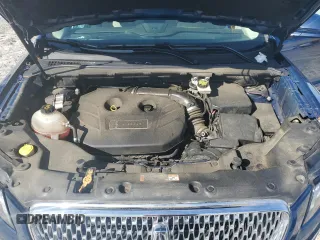2019 Lincoln MKC Reserve with VIN 5LMCJ3C91KUL48660, listed as a Copart auction lot 52329455 with 67,163 mi miles and Salvage title. Bid and sale history available at DreamBid. Image 14.