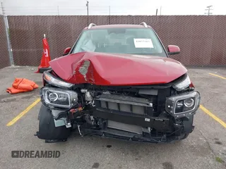 2024 Hyundai Venue SEL z VIN KMHRC8A38RU311795, wystawiony jako IAAI lot #42057265 z przebiegiem 5485 mil mil oraz . Historia ofert i sprzedaży dostępna na DreamBid. Obrazek 12.