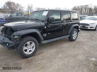 2018 Jeep Wrangler Unlimited Sport with VIN 1C4HJXDGXJW189576, listed as a IAAI auction lot 41906106 with 60,463 mi miles. Bid and sale history available at carsss.com. Image 20.