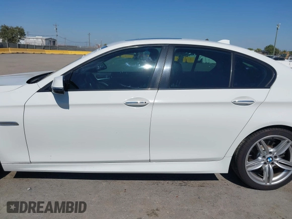2015 BMW 5 Series 535i с VIN WBA5B1C51FD922563, выставлен на аукционе IAAI как лот 42593634 с пробегом 77 285 миль миль и . История ставок и продаж доступна на DreamBid. Изображение 14.