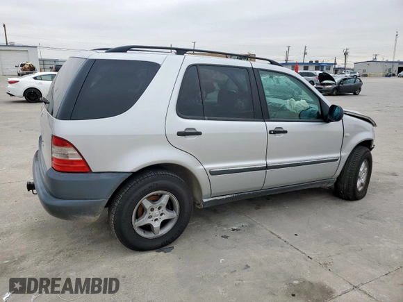 1999 Mercedes-Benz M 320/430/500 with VIN 4JGAB54E8XA060898, listed as a Copart auction lot 46033325 with Not provided miles and Salvage title. Bid and sale history available at DreamBid. Image 3.