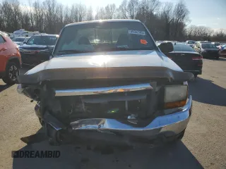 1999 Ford F-250 XL with VIN 1FTNX20F6XEF06608, listed as a Copart auction lot 45563185 with 260,145 mi miles and Salvage title. Bid and sale history available at DreamBid. Image 5.