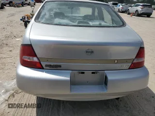 2001 Nissan Altima GXE with VIN 1N4DL01D01C235885, listed as a Copart auction lot 72477444 with 0 mi miles and Salvage Title. Bid and sale history available at carsss.com. Image 6.