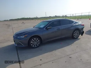 2020 Lexus ES 350 Ultra Luxury with VIN 58ACZ1B13LU079910, listed as a IAAI auction lot 42480934 with 50,092 mi miles and . Bid and sale history available at DreamBid. Image 18.