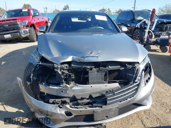 2015 Mercedes-Benz S-Class S 550 with VIN WDDUG8CB5FA072877, listed as a IAAI auction lot 41848660 with 91,532 mi miles. Bid and sale history available at carsss.com. Image 12.