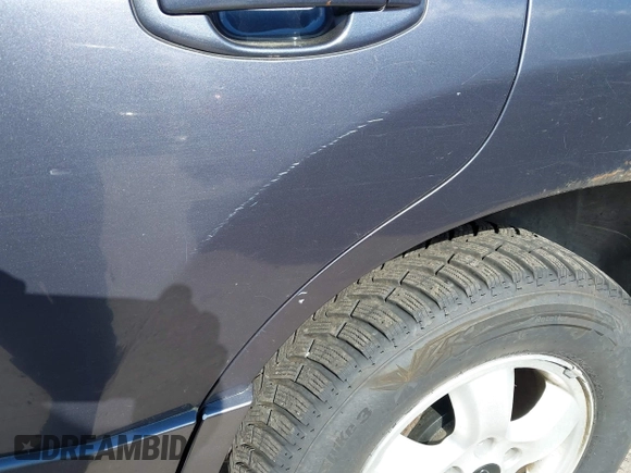 2005 Hyundai Santa Fe GLS с VIN KM8SC73D35U979953, выставлен на аукционе IAAI как лот 42269867 с пробегом 185 528 миль миль и . История ставок и продаж доступна на DreamBid. Изображение 15.