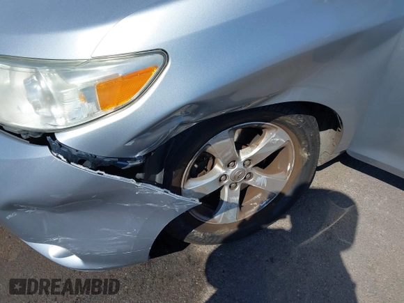 2016 Toyota Sienna LE AAS with VIN 5TDKK3DC6GS693284, listed as a IAAI auction lot 41902616 with 191,709 mi miles. Bid and sale history available at carsss.com. Image 17.