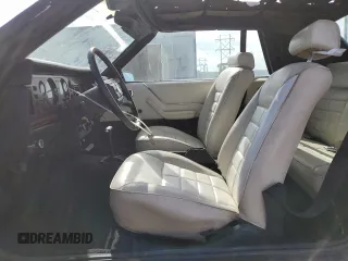 1983 Ford Mustang z VIN 1FABP2731DF221003, wystawiony jako Copart lot #72043544 z przebiegiem 20 777 mil mil oraz Szkoda całkowita • Salvage title. Historia ofert i sprzedaży dostępna na DreamBid. Obrazek 7.