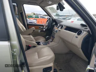 2010 Land Rover LR4 Lux with VIN SALAK2D44AA545808, listed as a IAAI auction lot 40927764 with 114,042 mi miles and . Bid and sale history available at DreamBid. Image 5.