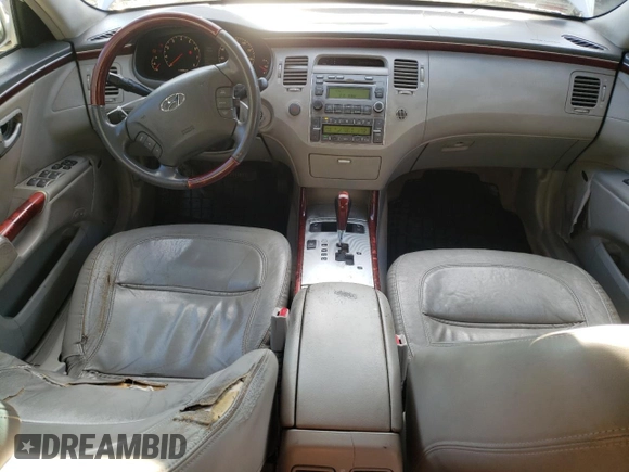 2007 Hyundai Azera SE with VIN KMHFC46FX7A186733, listed as a Copart auction lot 45186825 with 173,649 mi miles and Non Repairable. Bid and sale history available at carsss.com. Image 8.