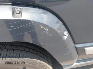 2006 Jeep Commander Limited с VIN 1J8HG58256C364240, выставлен на аукционе IAAI как лот 42597786 с пробегом 154 893 миль миль и . История ставок и продаж доступна на DreamBid. Изображение 13.