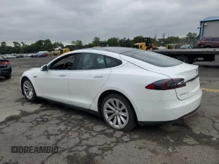 2016 Tesla Model S 90D with VIN 5YJSA1E26GF133699, listed as a Copart auction lot 62703535 with Not provided miles and Salvage title. Bid and sale history available at DreamBid. Image 2.