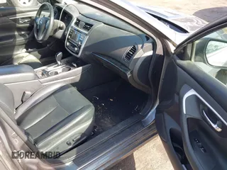 2018 Nissan Altima 2.5 SR with VIN 1N4AL3AP3JC127999, listed as a IAAI auction lot 42016201 with 120,628 mi miles. Bid and sale history available at carsss.com. Image 5.