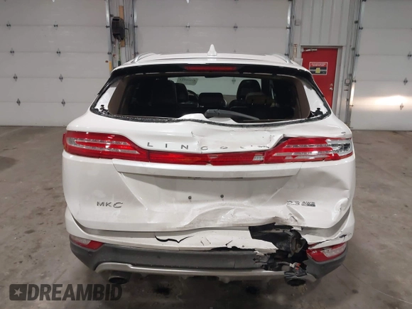 2016 Lincoln MKC Reserve with VIN 5LMTJ3DH2GUJ24052, listed as a IAAI auction lot 41666912 with 62,818 mi miles and . Bid and sale history available at DreamBid. Image 16.