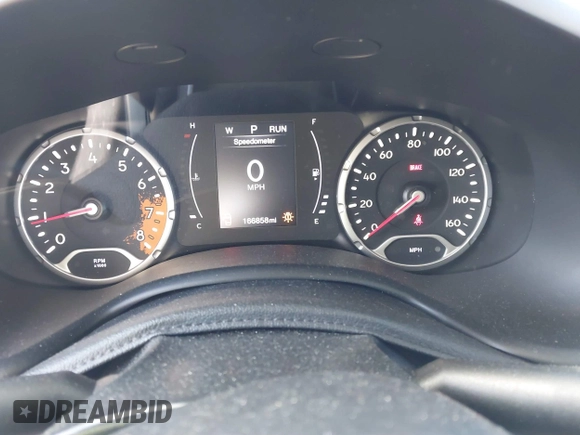 2018 Jeep Renegade Latitude with VIN ZACCJABB1JPH40117, listed as a IAAI auction lot 41676837 with 166,858 mi miles and . Bid and sale history available at DreamBid. Image 7.