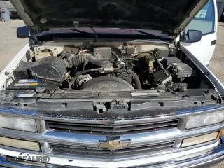 1998 Chevrolet Tahoe with VIN 1GNEK13R6WJ300586, listed as a Copart auction lot 71018274 with 177,722 mi miles and Clean Title. Bid and sale history available at carsss.com. Image 12.
