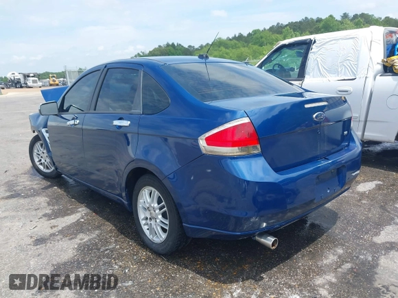 2008 Ford Focus SE z VIN 1FAHP35N38W110236, wystawiony jako IAAI lot #42055686 z przebiegiem 199 602 mil mil oraz . Historia ofert i sprzedaży dostępna na DreamBid. Obrazek 3.